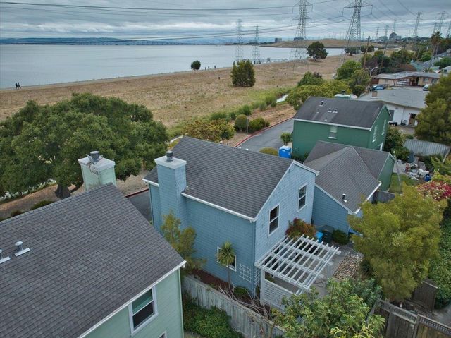3 Bay Landing, San Mateo, CA 94401