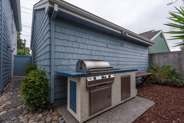3 Bay Landing, San Mateo, CA 94401