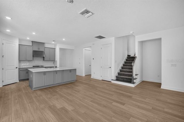 1623 ANSON LANE, Zephyrhills, FL 33541