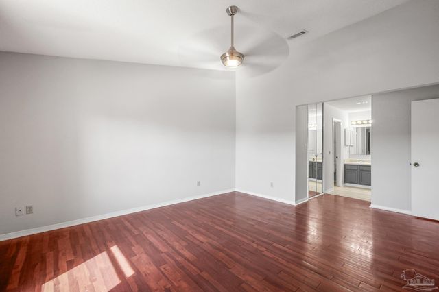 7171 N 9th Ave B-5, Pensacola, FL 32504