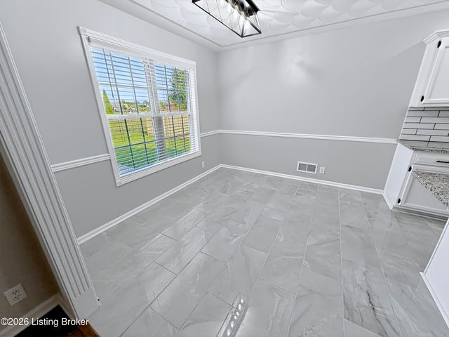 484 New Christman Ln, Shepherdsville, KY 40165