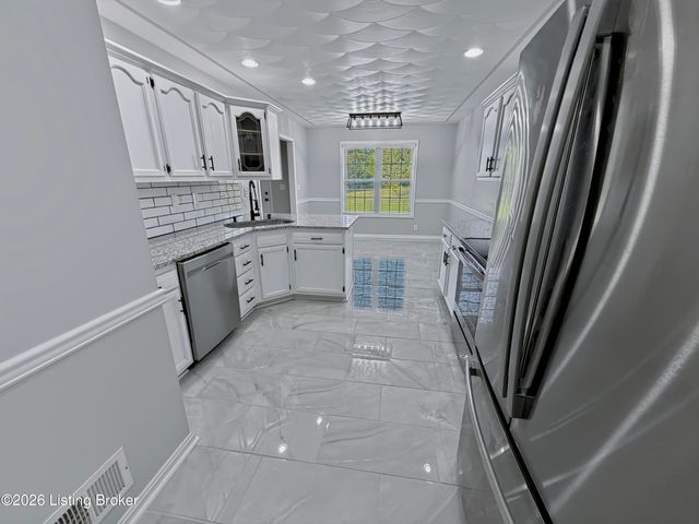 484 New Christman Ln, Shepherdsville, KY 40165