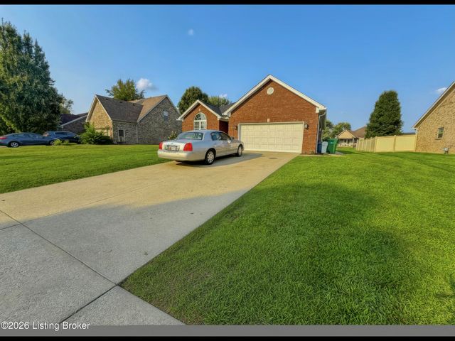 484 New Christman Ln, Shepherdsville, KY 40165