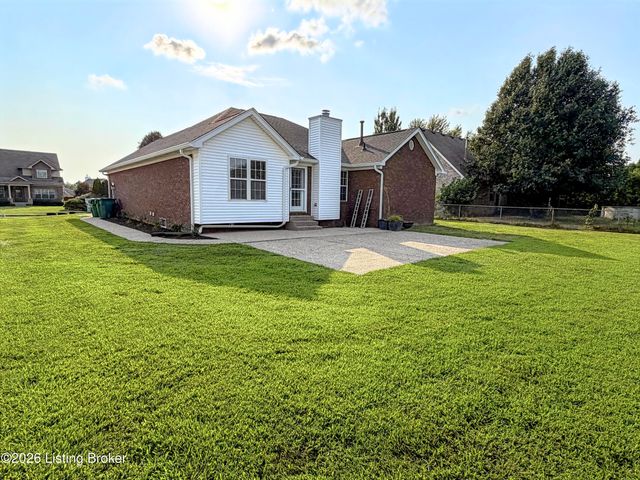 484 New Christman Ln, Shepherdsville, KY 40165