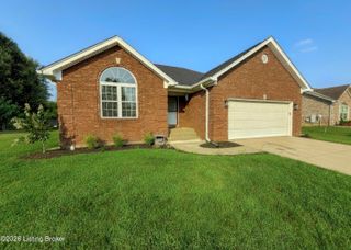 484 New Christman Ln, Shepherdsville, KY 40165