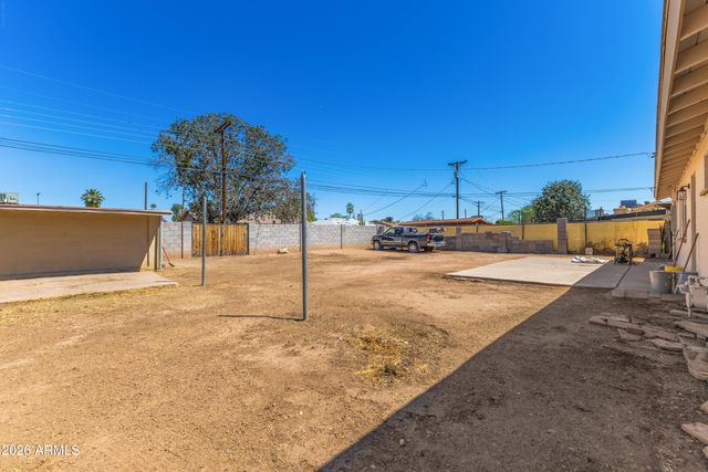 3137 N 37th Drive, Phoenix, AZ 85019