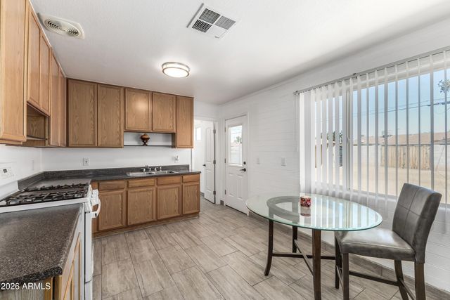 3137 N 37th Drive, Phoenix, AZ 85019