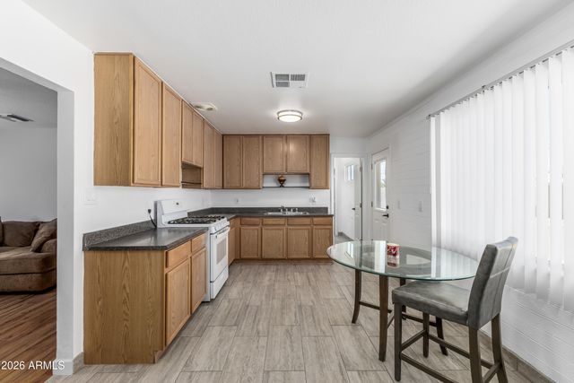 3137 N 37th Drive, Phoenix, AZ 85019