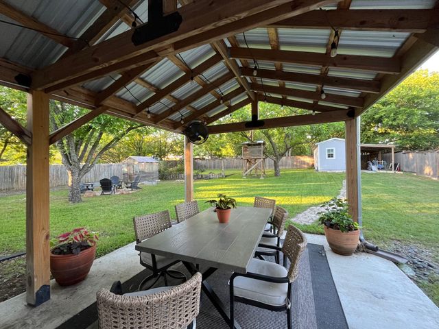 1309 Glenhaven Drive, Cleburne, TX 76033