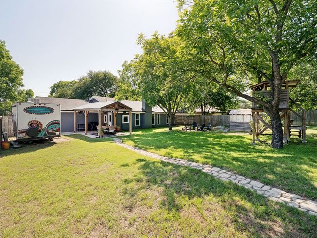 1309 Glenhaven Drive, Cleburne, TX 76033