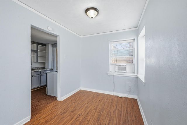 305 W Morton Street, Denison, TX 75020