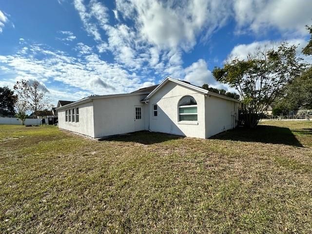 233 VIA DEL SOL DRIVE, Davenport, FL 33896