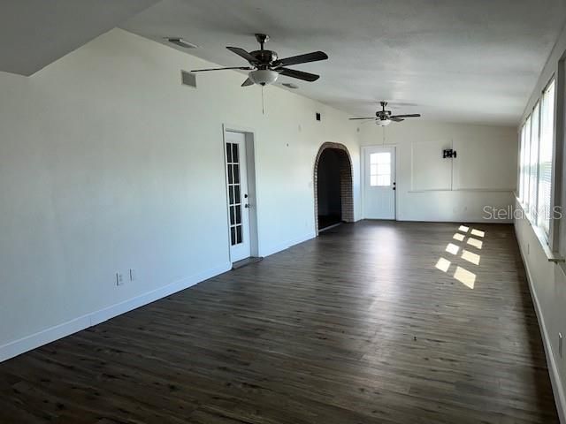 233 VIA DEL SOL DRIVE, Davenport, FL 33896