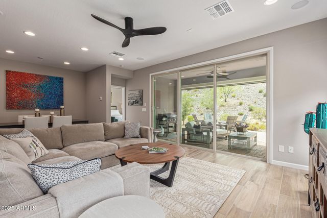 3261 MAVERICK Drive, Wickenburg, AZ 85390