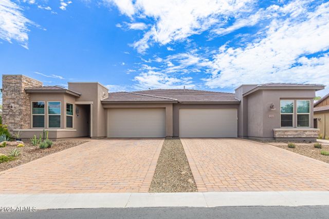 3261 MAVERICK Drive, Wickenburg, AZ 85390