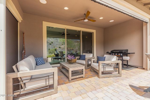 3261 MAVERICK Drive, Wickenburg, AZ 85390