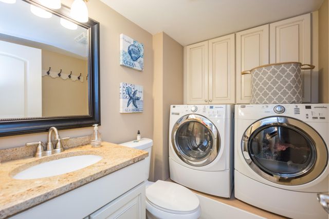 130 1st Terrace, Palm Beach Gardens, FL 33418