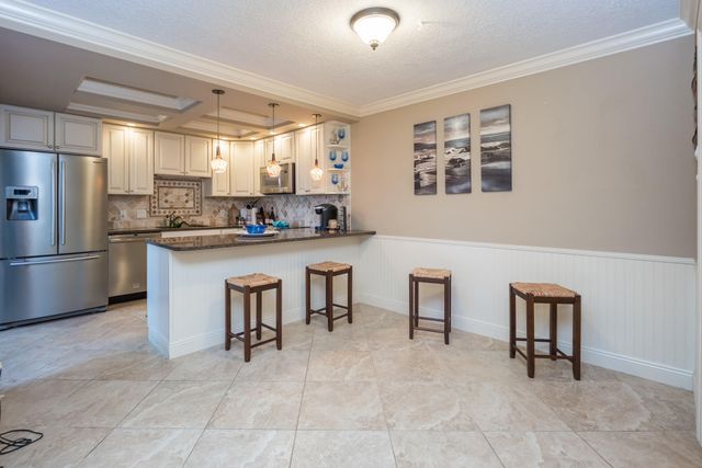 130 1st Terrace, Palm Beach Gardens, FL 33418