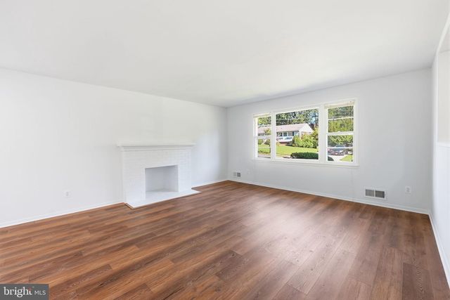 8009 GOSPORT LN, Springfield, VA 22151
