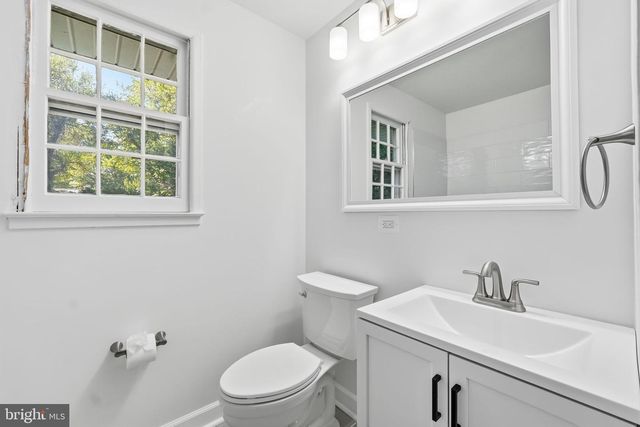 8009 GOSPORT LN, Springfield, VA 22151