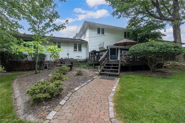 13760 Arrowhead Trail, Middleburg Heights, OH 44130