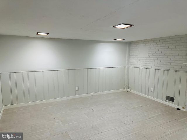 2500 LAKE AVE, Landover, MD 20785