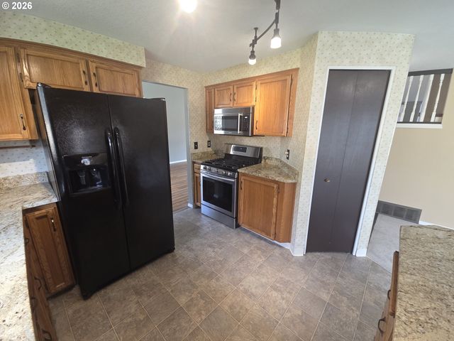 2103 Sw STELLA Way, Troutdale, OR 97060