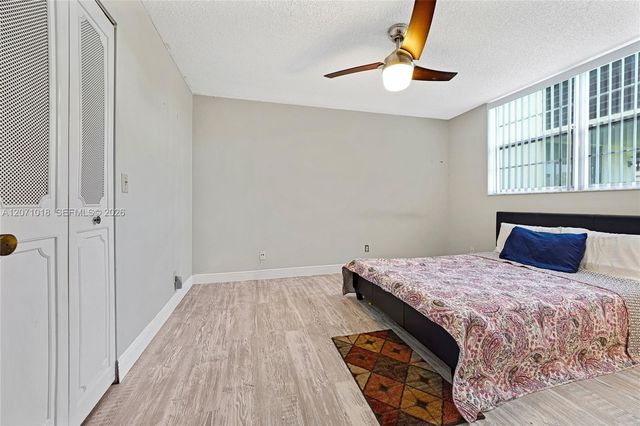 3241 Holiday Springs Boulevard 106, Margate, FL 33063