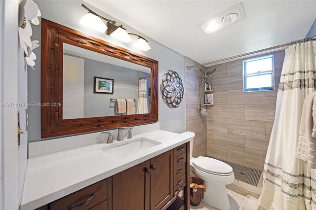 3241 Holiday Springs Boulevard 106, Margate, FL 33063