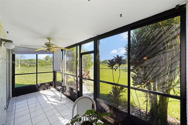 3241 Holiday Springs Boulevard 106, Margate, FL 33063