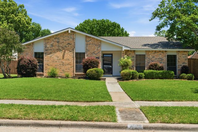 4108 Churchill Drive, Flower Mound, TX 75028