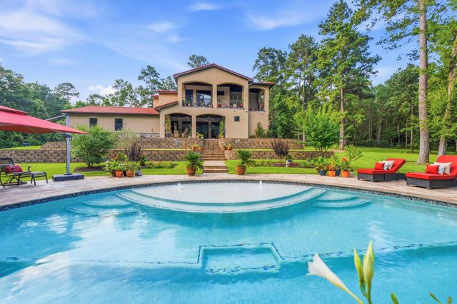 280 Sundog Road, Huntsville, TX 77340