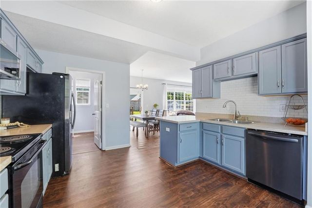 28645 W 159th Terrace, Gardner, KS 66030