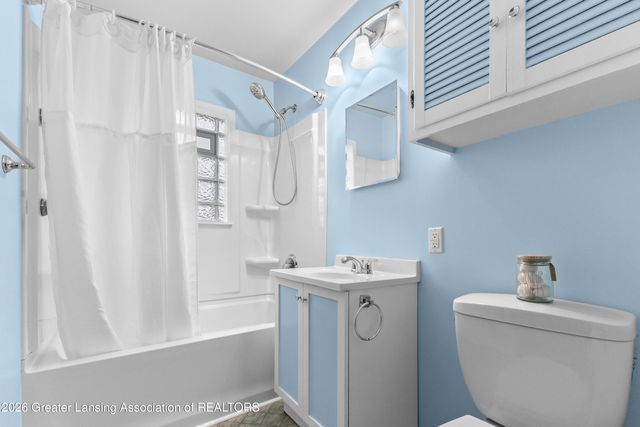 1714 Loraine Avenue, Lansing, MI 48910