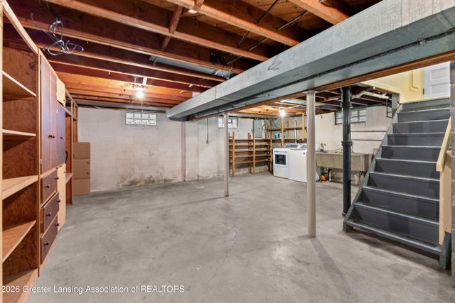 1714 Loraine Avenue, Lansing, MI 48910