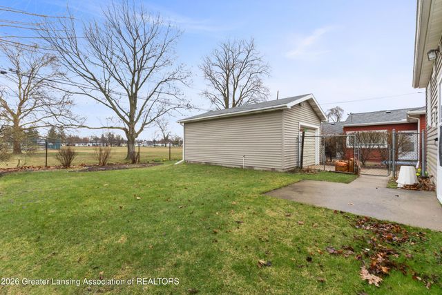 1714 Loraine Avenue, Lansing, MI 48910