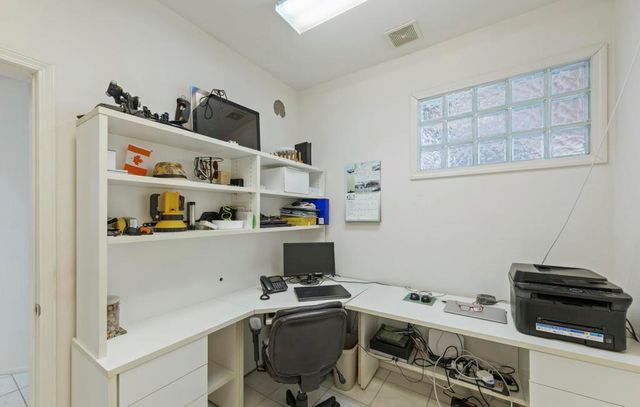 38129 Grand Oaks Avenue, Palm Desert, CA 92211