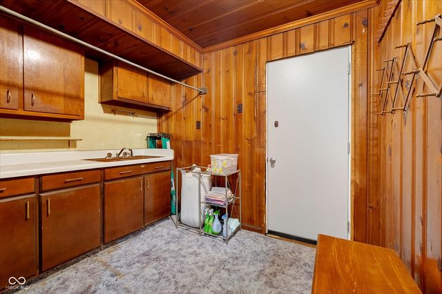 1530 E 49th Street, Indianapolis, IN 46205