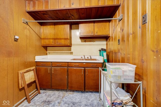 1530 E 49th Street, Indianapolis, IN 46205