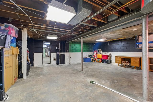 1530 E 49th Street, Indianapolis, IN 46205
