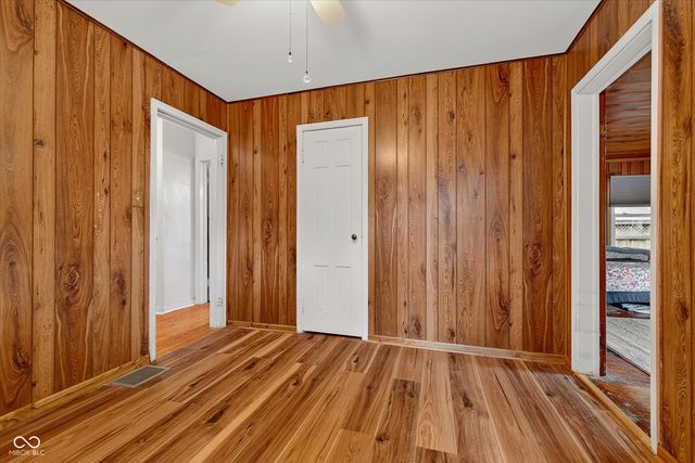 1530 E 49th Street, Indianapolis, IN 46205