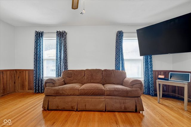 1530 E 49th Street, Indianapolis, IN 46205