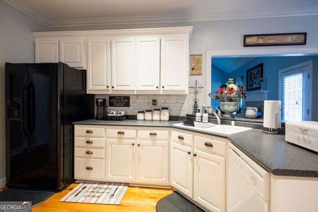 185 Cambridge Way, Macon, GA 31220
