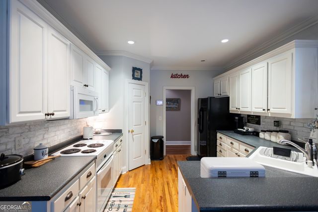 185 Cambridge Way, Macon, GA 31220