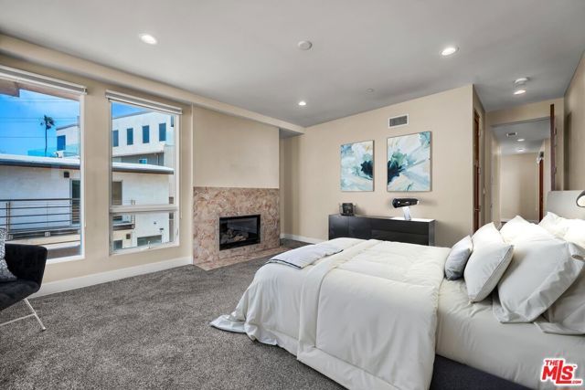 308 Gull Street, Manhattan Beach, CA 90266