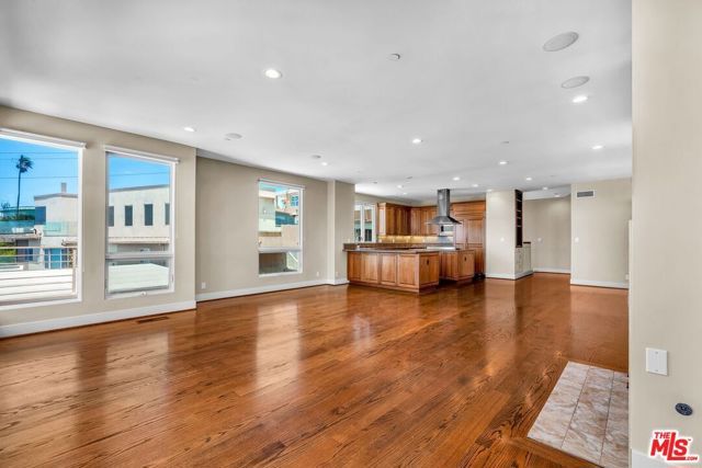 308 Gull Street, Manhattan Beach, CA 90266