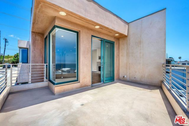 308 Gull Street, Manhattan Beach, CA 90266