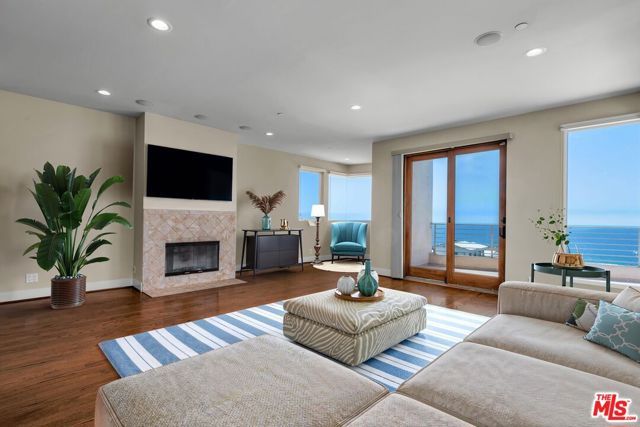 308 Gull Street, Manhattan Beach, CA 90266