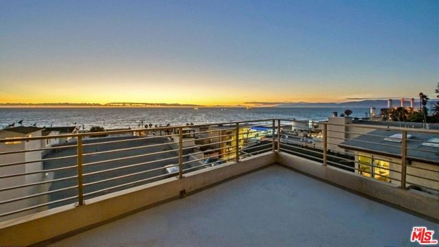 308 Gull Street, Manhattan Beach, CA 90266