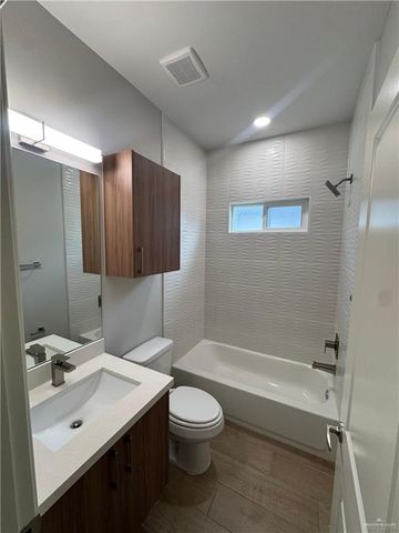3500 Valeria Lane 1, Weslaco, TX 78596